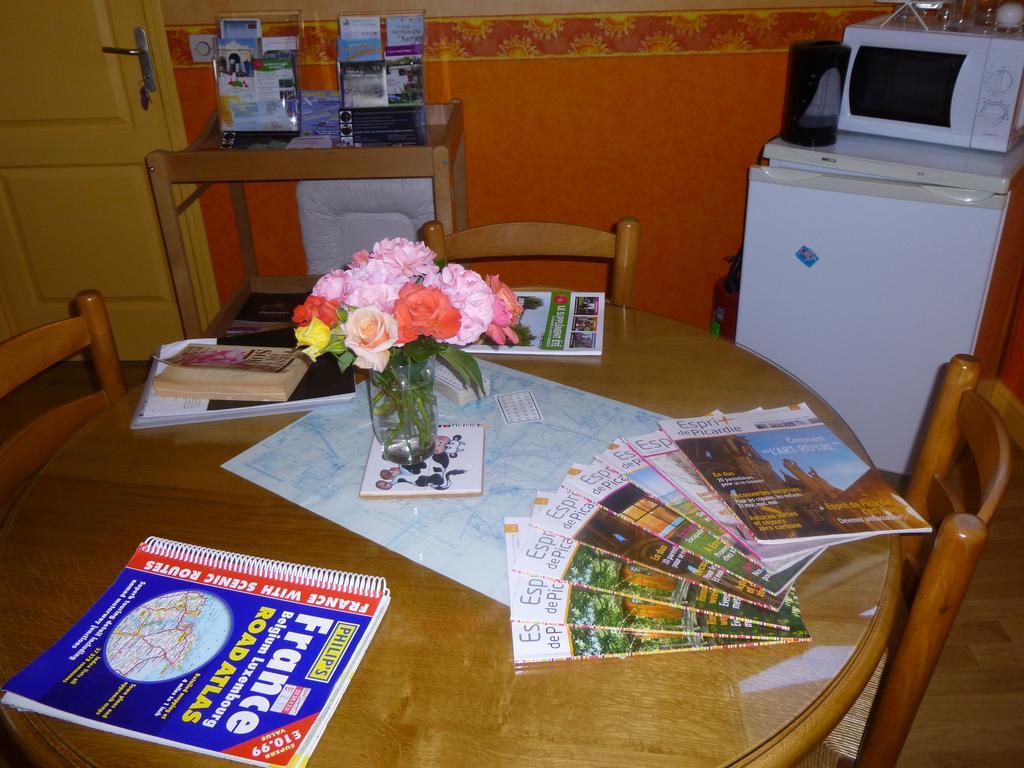 Family Delcour Bed and Breakfast Mailly-Maillet Εξωτερικό φωτογραφία